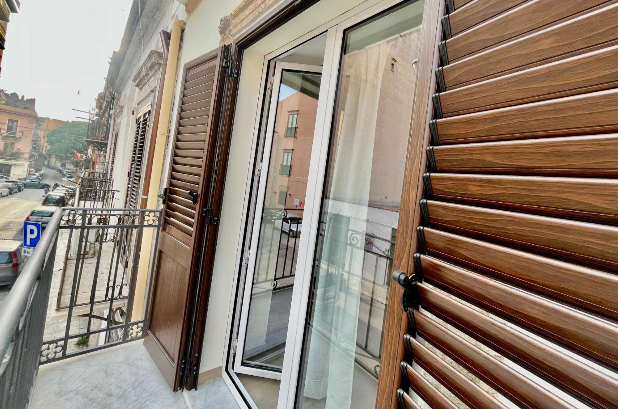 Porta D Ossuna Comfort Apartments Palermo Eksteriør billede