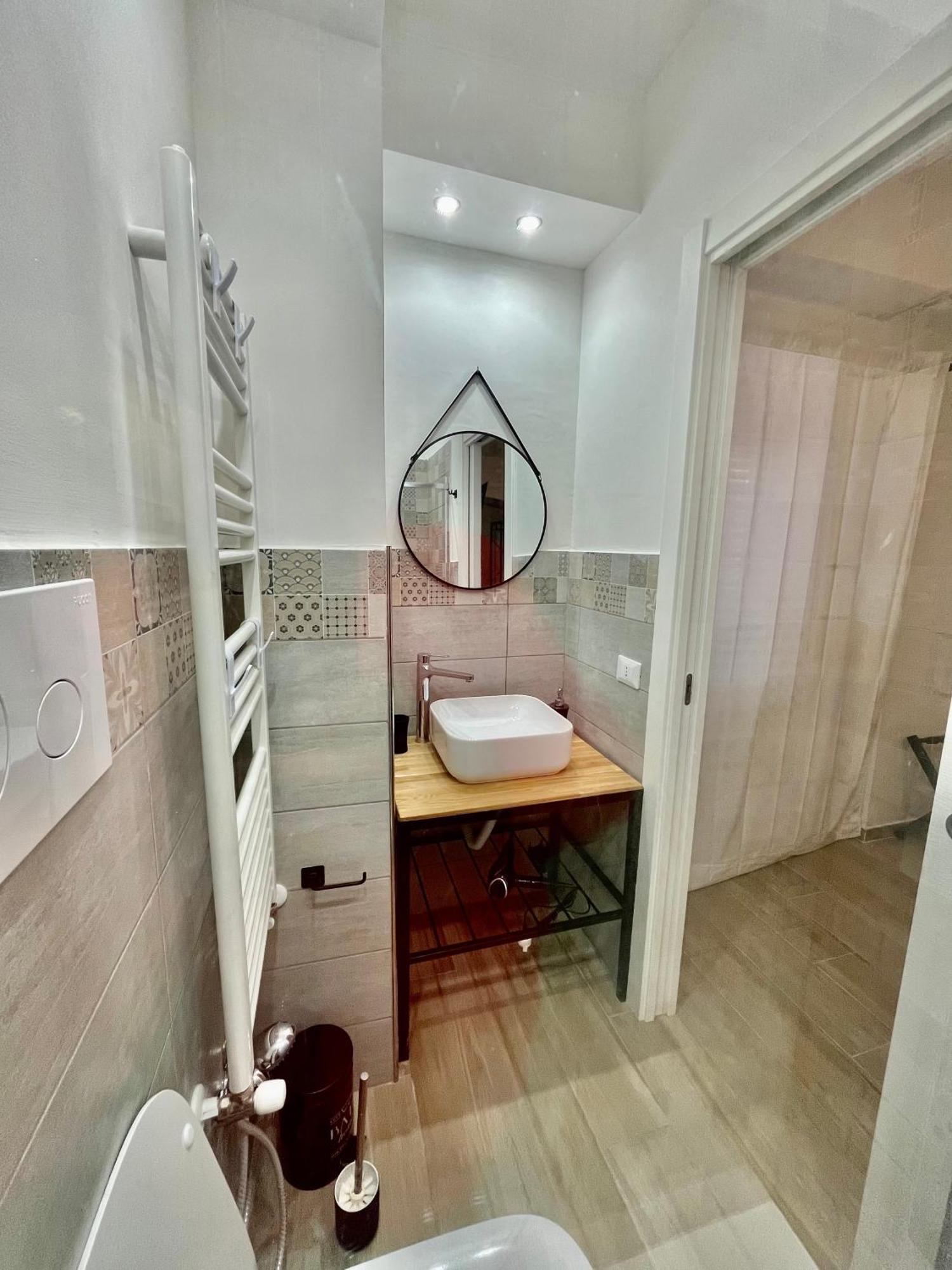 Porta D Ossuna Comfort Apartments Palermo Eksteriør billede