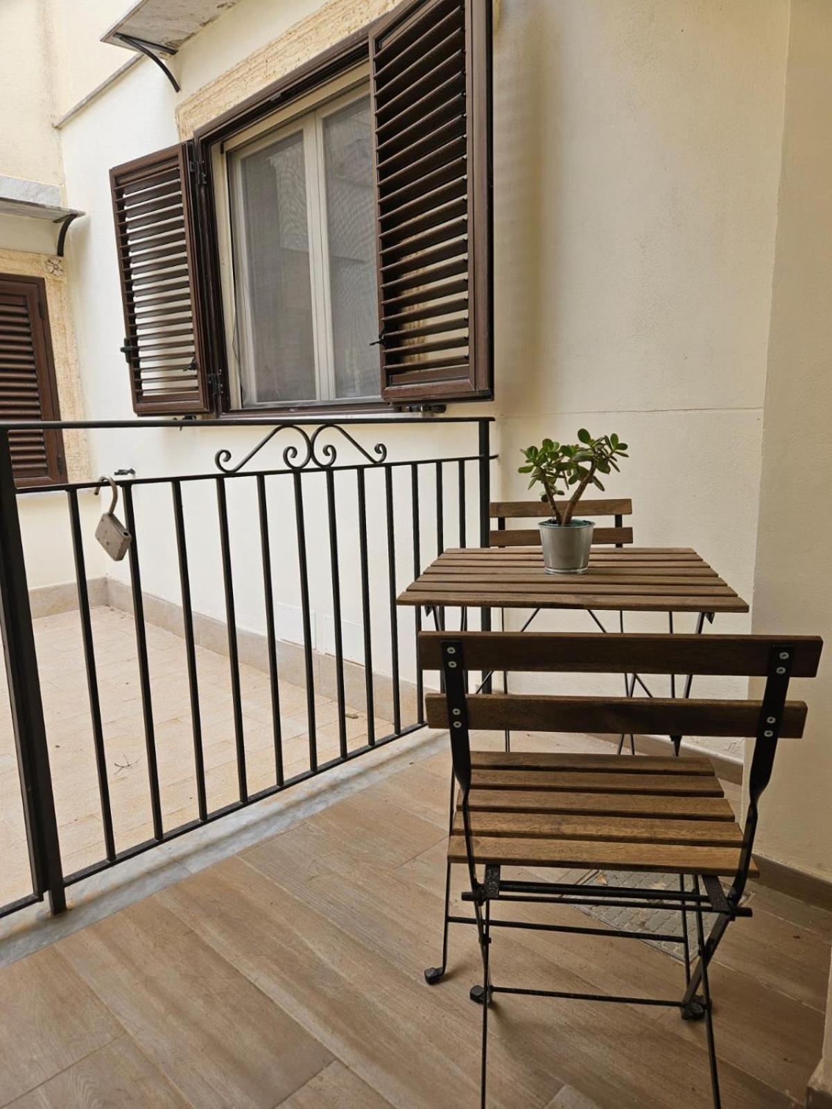 Porta D Ossuna Comfort Apartments Palermo Eksteriør billede