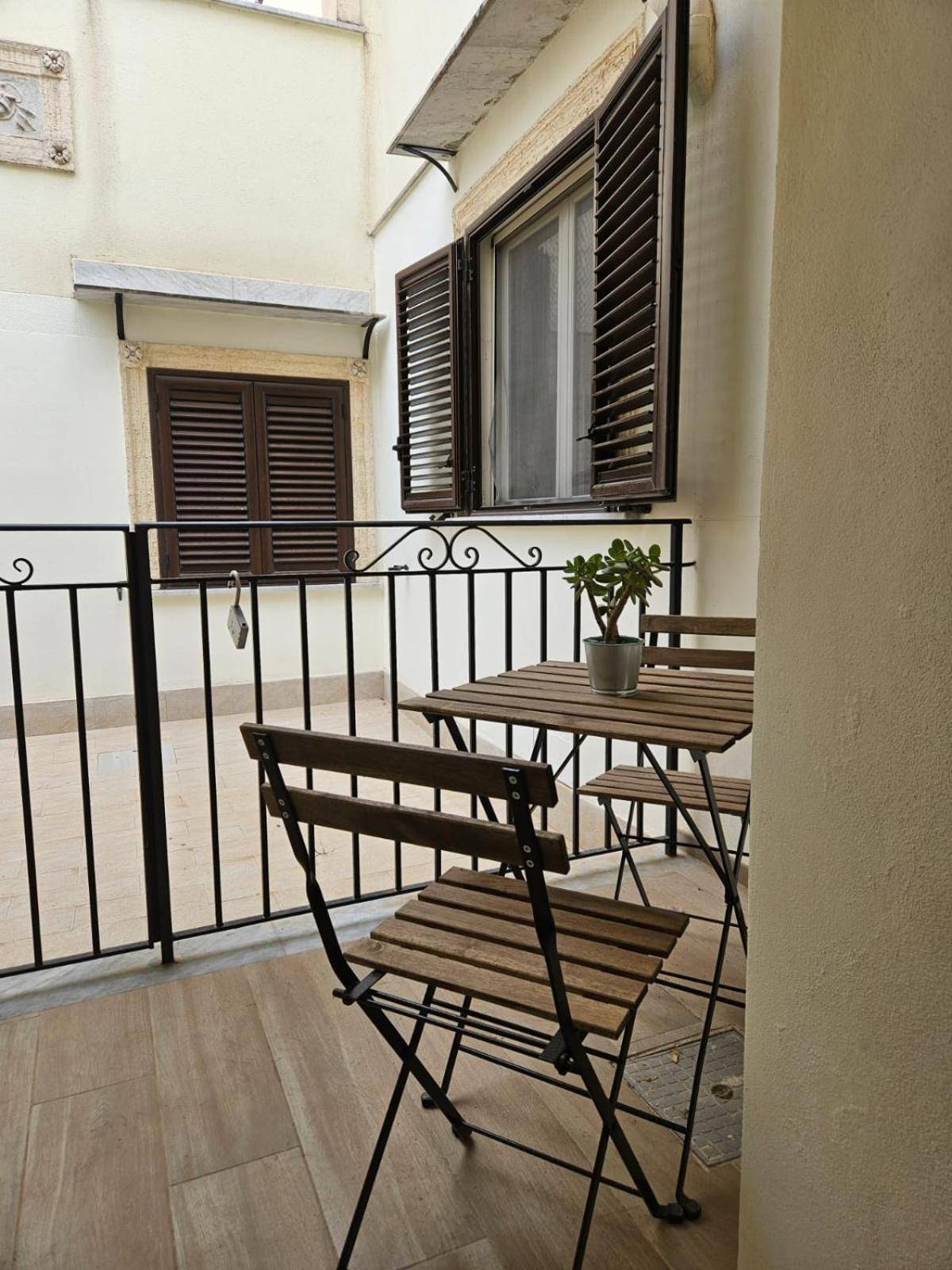 Porta D Ossuna Comfort Apartments Palermo Eksteriør billede